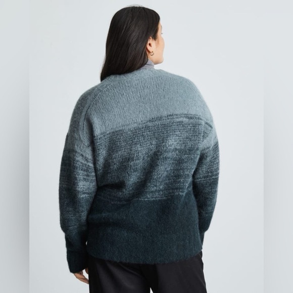 Everlane The Gradient Grey Ombre Alpaca Blend Knit Crewneck Sweater Size Medium - Picture 8 of 8